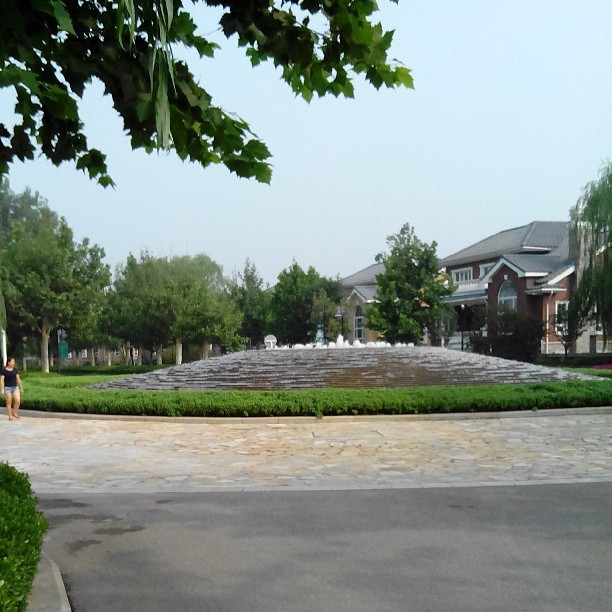 2013/08/14 — 病了好几天，今天上班了，晓梅，我在北七家