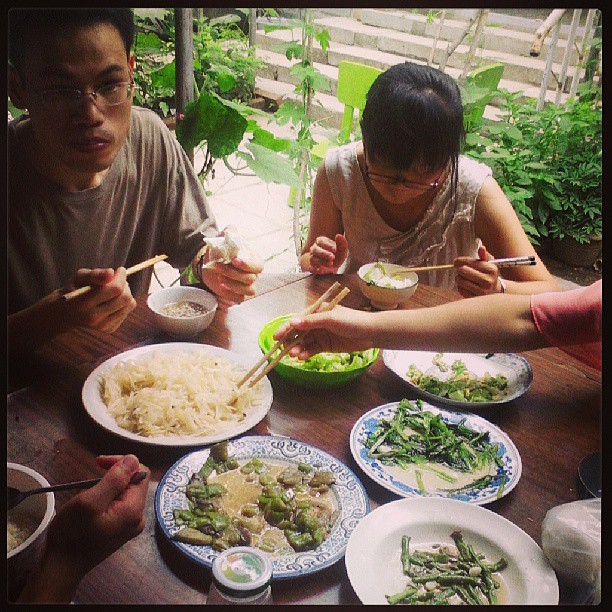 2013/07/13 — 今年是2013年7月13号中午在木兰多丰盛的午餐（文琼拍）