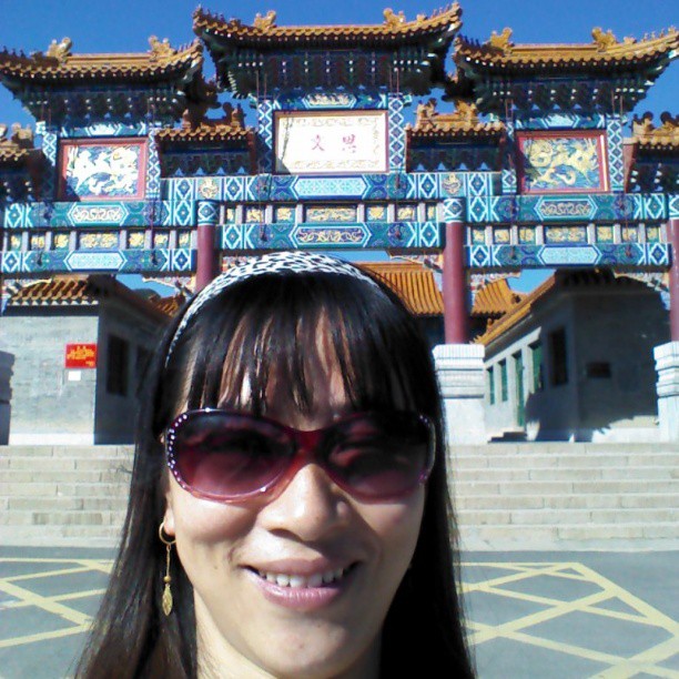 2013/10/05 — 爱臭美的总是爱自拍的〈文琼拍〉