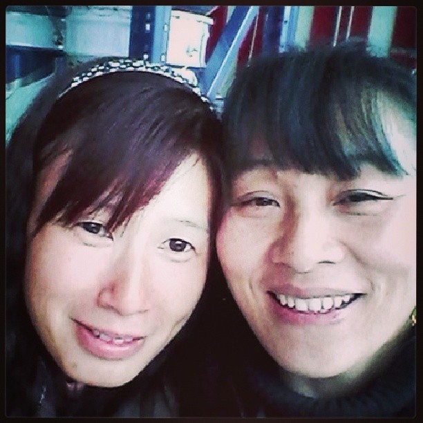 2013/12/11 — 我这我们邻居的一姐妹（自拍）