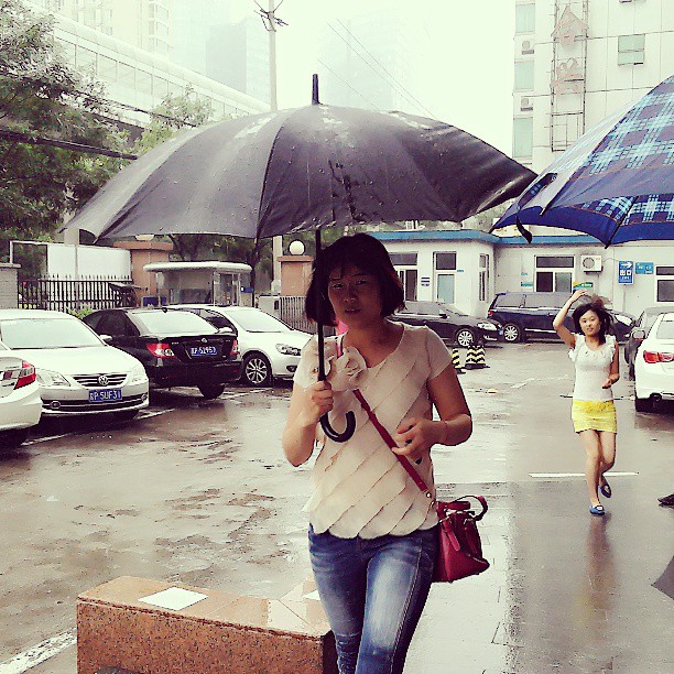 2013/07/09 — 没带伞，怎能从容。