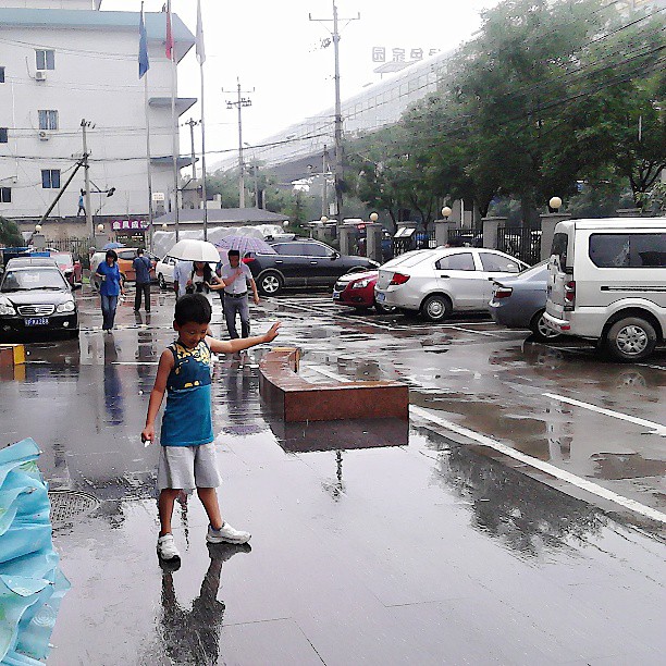2013/07/09 — 我喜欢下雨。