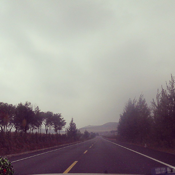 2013/09/22 — 离家，又一次的离家。每一次离家心情就像今天的天气灰蒙蒙的。