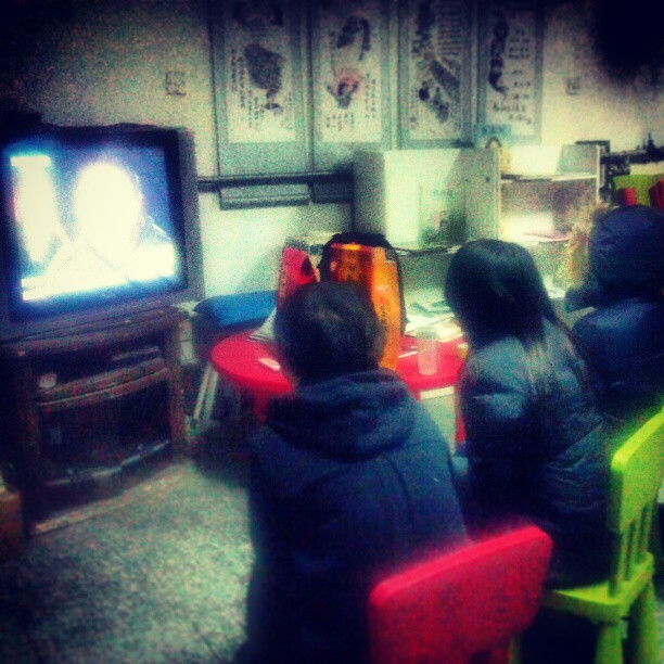 2013/02/03 — 正在看打工春晚面对面，小崔好犀利。“从昨天到今天到永远，劳动者最光荣”欢迎大家大年初一收看打工春晚，倾听打工者的声音