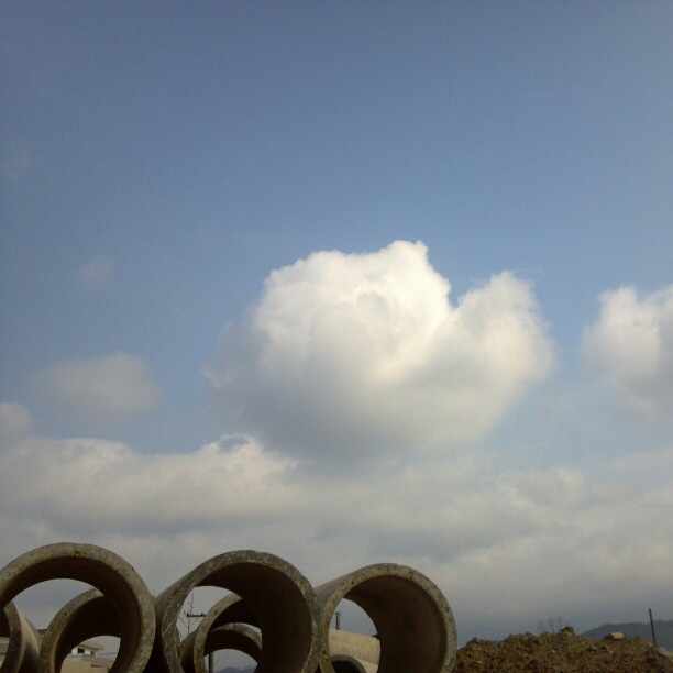 2013/02/22 — 湛蓝的天空！