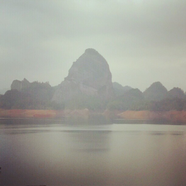 2013/02/22 — 天柱峰