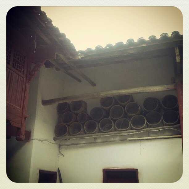 2013/02/22 — 天井一隅
