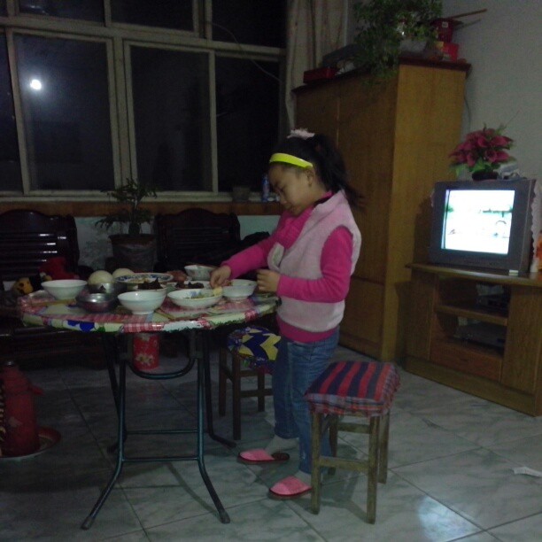 2013/02/01 — 我们刚吃完夜饭