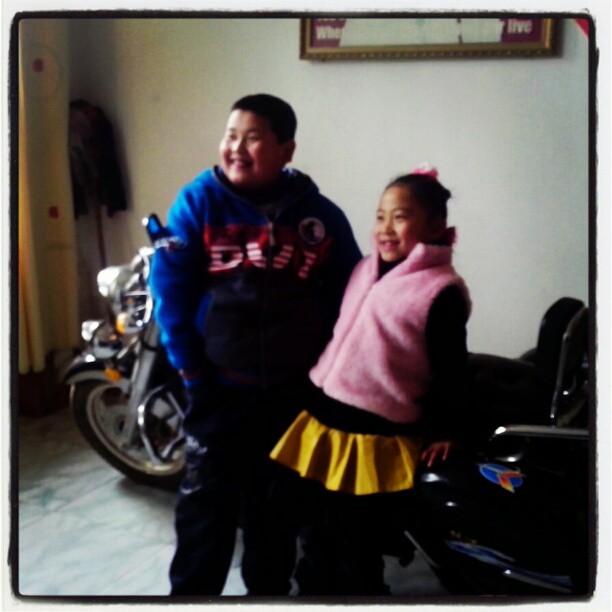 2013/02/10 — 哥俩笑的好开心