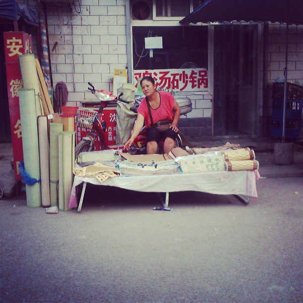 2013/07/13 — 都收滩了，天要下雨了，我也赶紧收，今天出来卖的可不好。来自海英拍摄