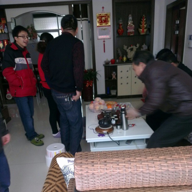 2013/02/13 — 过年～少不了拜年的喽:)