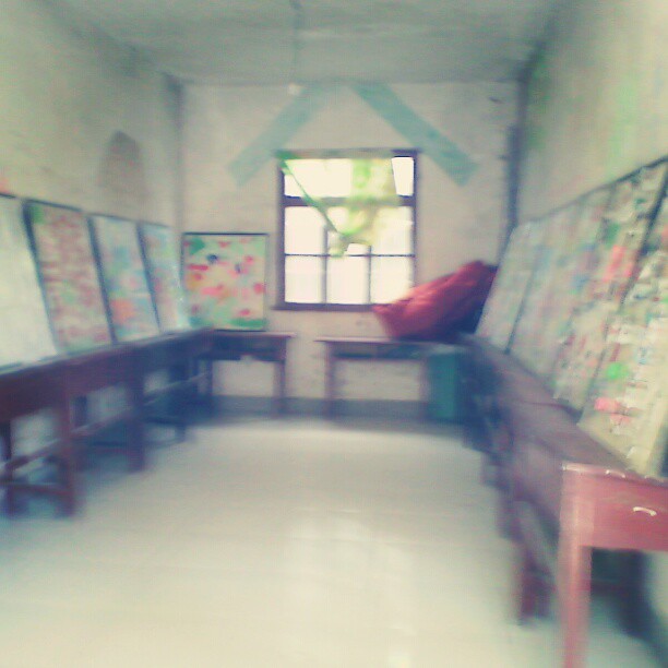 2013/03/08 — 简陋的作品展览室，但内容不简单。