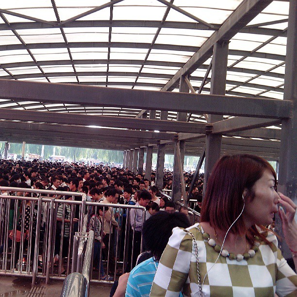 2013/09/06 — 拥挤的地铁