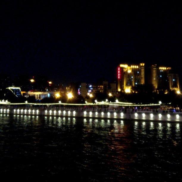 2013/10/04 — 天津的夜